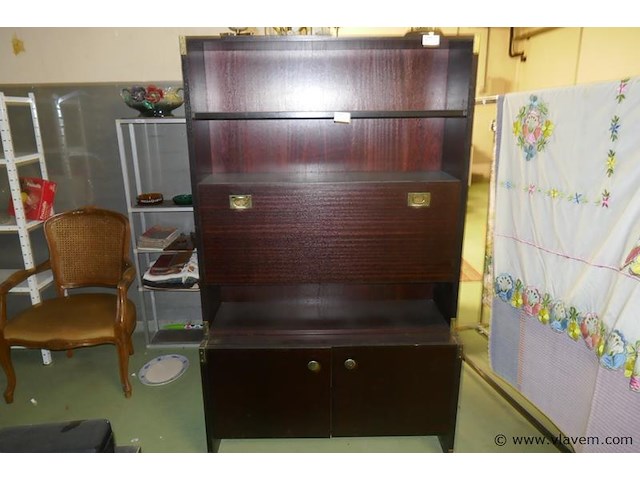 Kast - afbeelding 1 van  1