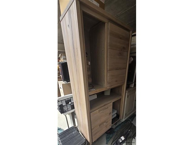 Kast - afbeelding 1 van  2