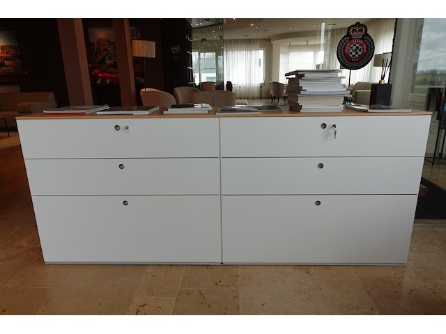 Kast - afbeelding 1 van  6