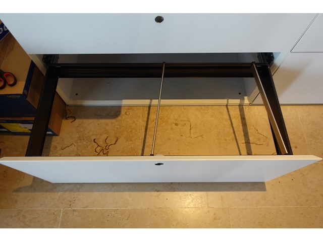 Kast - afbeelding 2 van  4