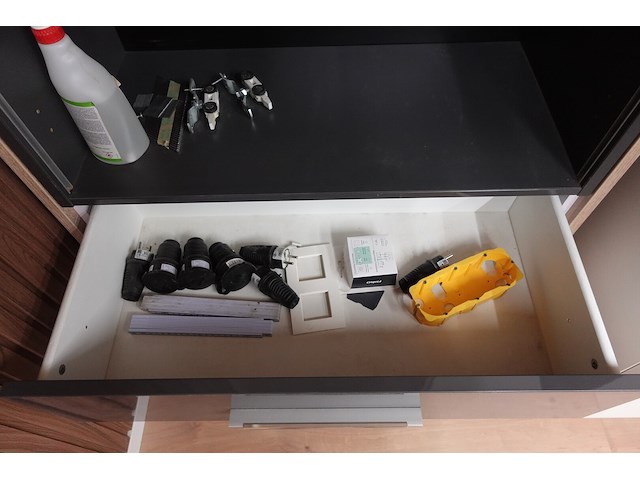 Kast - afbeelding 5 van  6