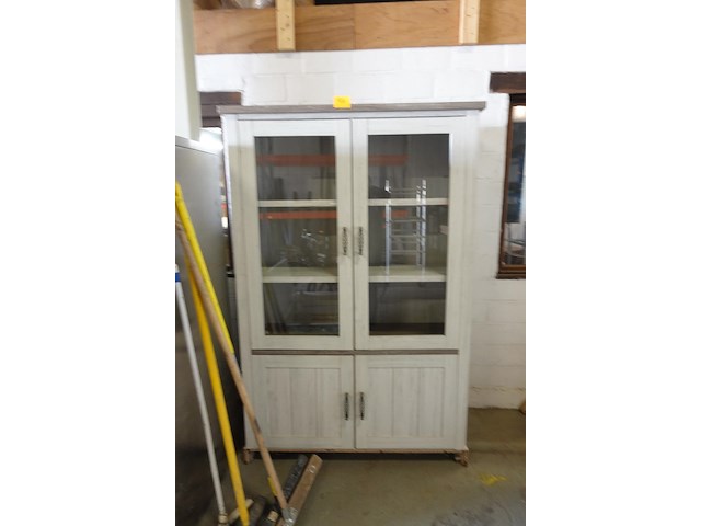 Kast - afbeelding 1 van  3