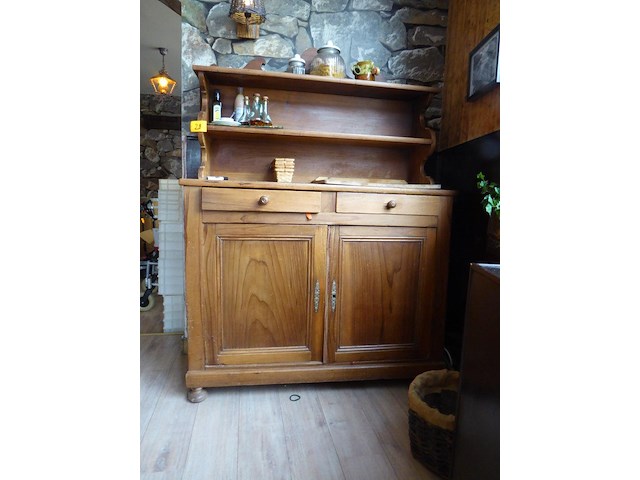 Kast - afbeelding 1 van  1