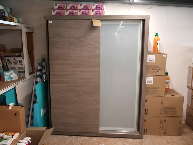 Kast - afbeelding 1 van  4