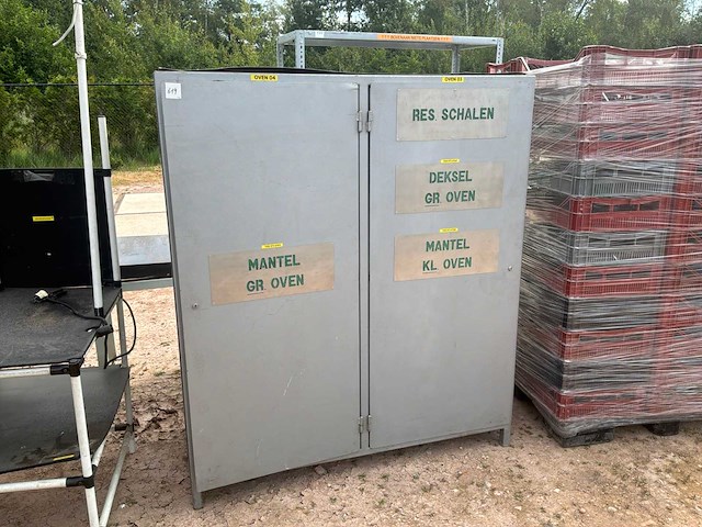 Kast - afbeelding 1 van  2