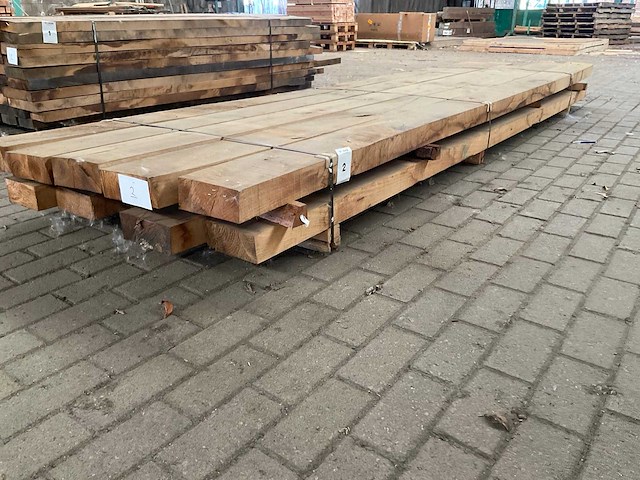 Kastanje balken 80x200 mm ca. 0,56 m³ - afbeelding 1 van  5