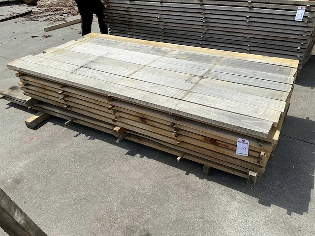 Kastanje planken 27 mm 0,485 m3 - afbeelding 1 van  6