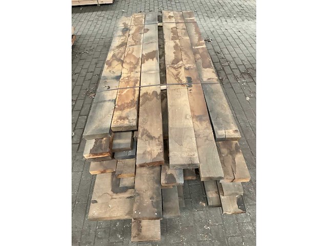 Kastanje planken 52 mm ca. 1 m³ - afbeelding 5 van  5