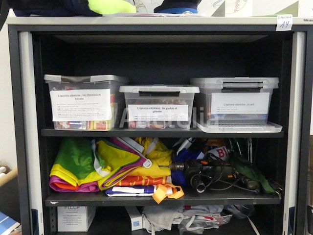 Kasten met tds-luiken - afbeelding 2 van  6