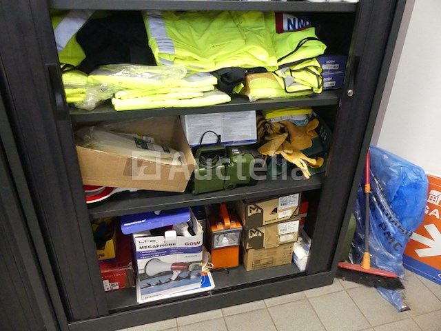 Kasten met tds-luiken - afbeelding 9 van  9