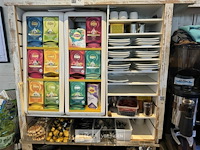 Kastje met inhoud - afbeelding 2 van  8