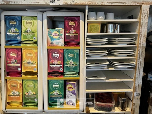 Kastje met inhoud - afbeelding 4 van  8