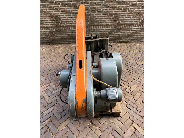 Kasto - beugelzaagmachine - afbeelding 3 van  3