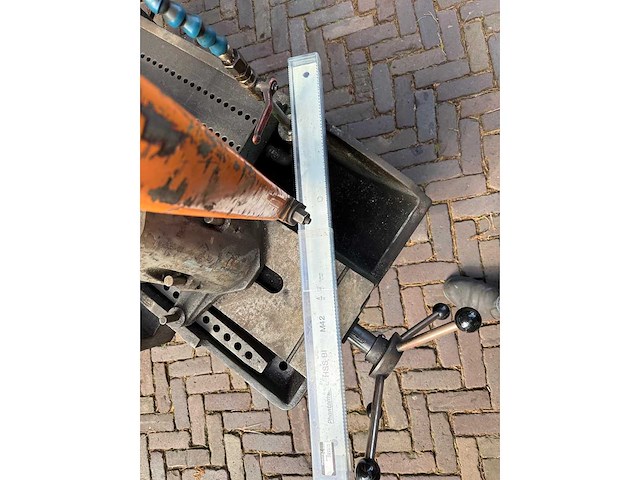 Kasto - beugelzaagmachine - afbeelding 3 van  3