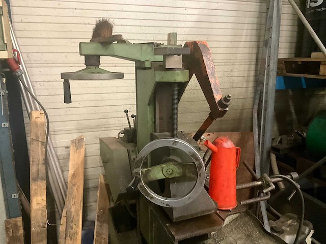 Kasto oude zaagmachine - afbeelding 3 van  5