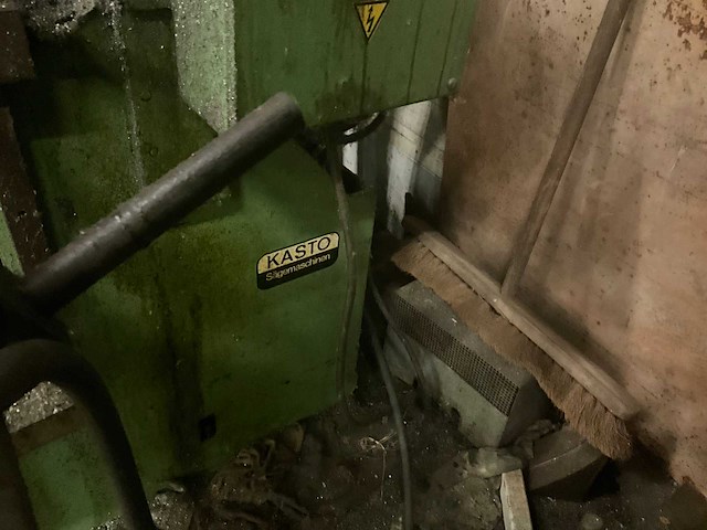 Kasto oude zaagmachine - afbeelding 5 van  5