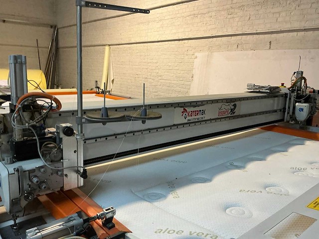 Katermak leopard x2 cnc 2-kops quiltingmachine - afbeelding 9 van  13