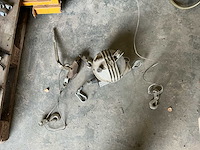 Katrol met standaard en takel overige aannemersmateriaal - afbeelding 2 van  4