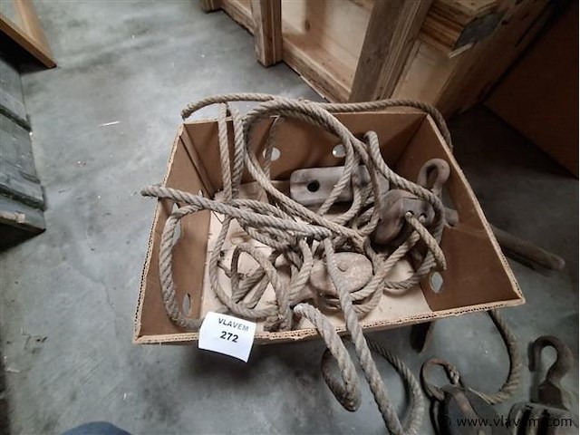 Katrol - afbeelding 1 van  2