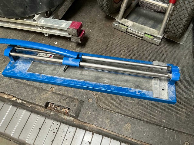 Kaufmann tools tegelsnijapparaat - afbeelding 1 van  4