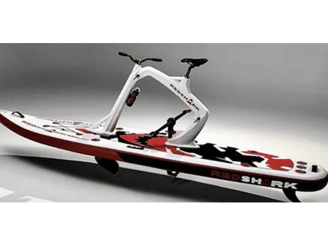 Kavel 1 red shark bike (waterfiets) nieuw - afbeelding 1 van  2