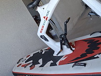 Kavel 6 red shark bike (waterfiets) 2 e hands - afbeelding 2 van  5