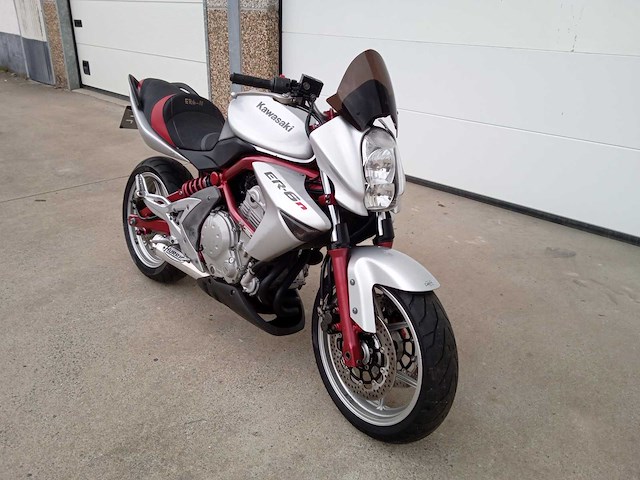 Kawasaki - er- 6n - motorfiets - afbeelding 6 van  9