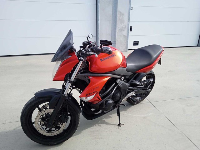 Kawasaki - er 6 n - motorfiets - afbeelding 2 van  5