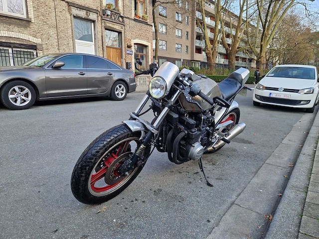 Kawasaki - gpz 750 - moto - afbeelding 5 van  7