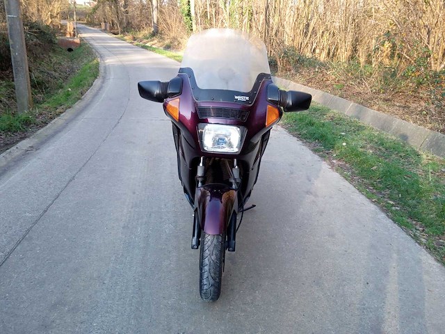Kawasaki - gtr 1000 - motorfiets - afbeelding 1 van  2
