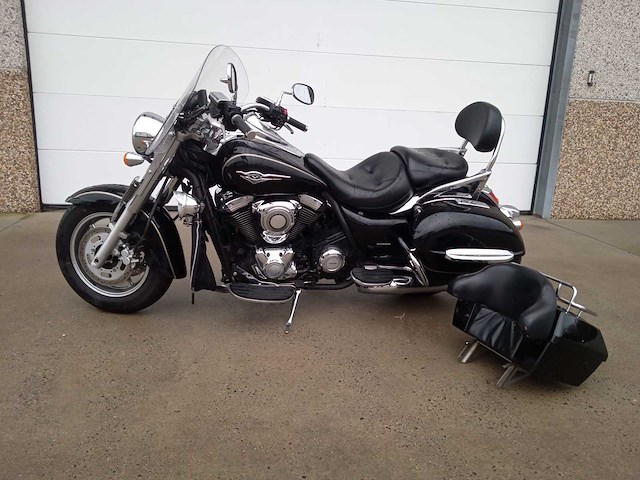 Kawasaki - vn 1700 classic tourder - motorfiets - afbeelding 1 van  9