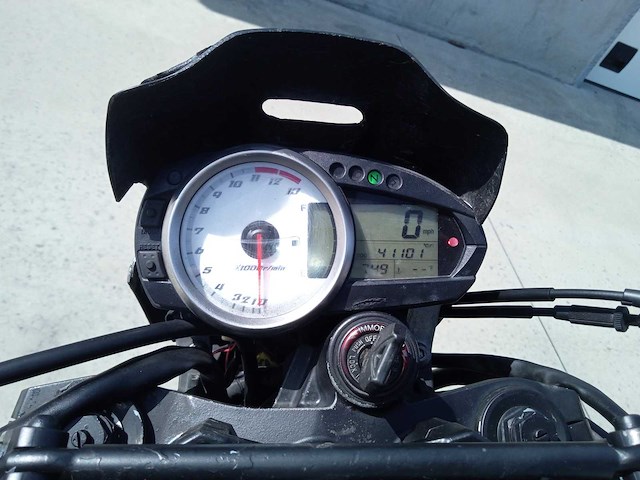 Kawasaki - z 1000 - motorfiets - afbeelding 5 van  6