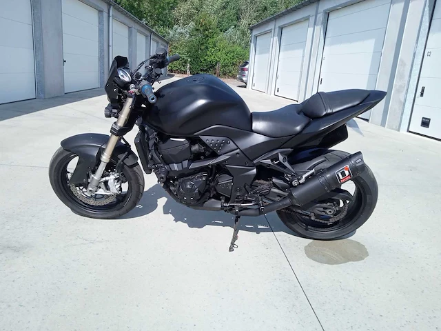 Kawasaki - z 1000 - motorfiets - afbeelding 1 van  6