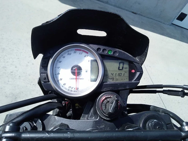 Kawasaki - z 1000 - motorfiets - afbeelding 5 van  6