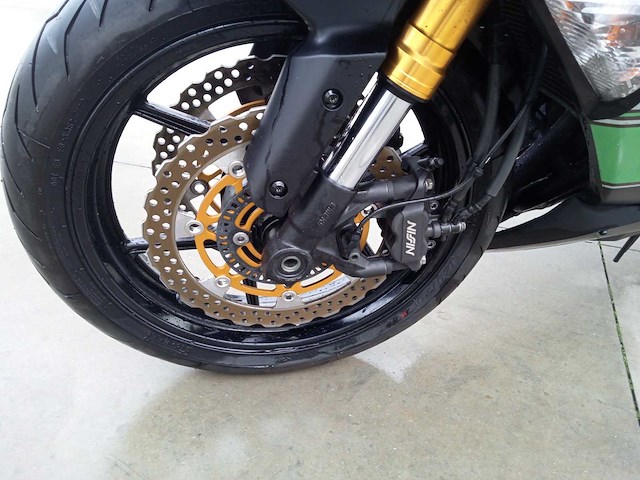 Kawasaki - zx 6 r 35 kw - motorfiets - afbeelding 12 van  14