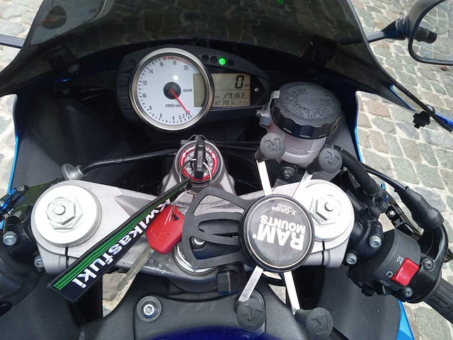 Kawasaki - zx 6r ninja - motorfiets - afbeelding 8 van  9