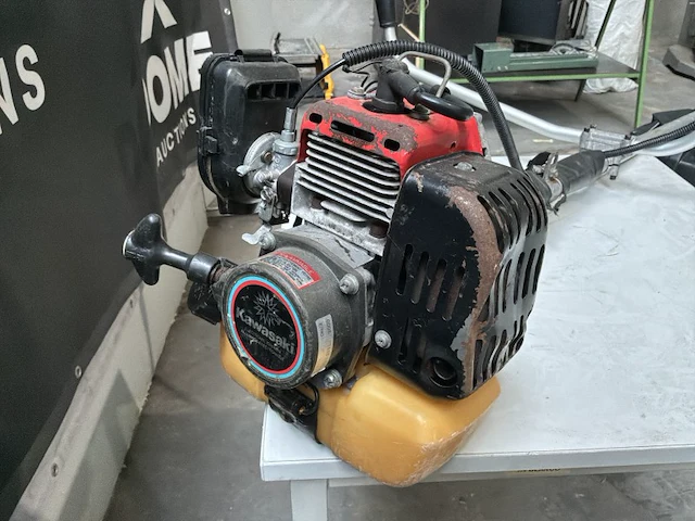 Kawasaki bosmaaier - afbeelding 6 van  9