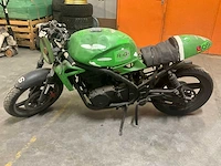 Kawasaki café racer café racer kawasaki café racer – restauratieproject of decoratief stuk met een unieke raceuitstraling - afbeelding 3 van  8