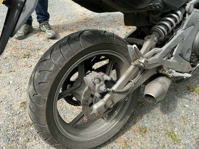 Kawasaki er-6f abs motorfiets - afbeelding 12 van  36