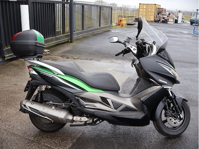 Kawasaki j300 - rgsc40000f2501737 - 2016 - afbeelding 16 van  20