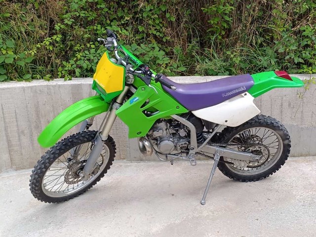 Kawasaki kdx 200 moto-kruis - afbeelding 13 van  13