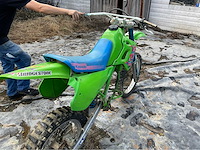 Kawasaki kx 250 moto - afbeelding 12 van  18
