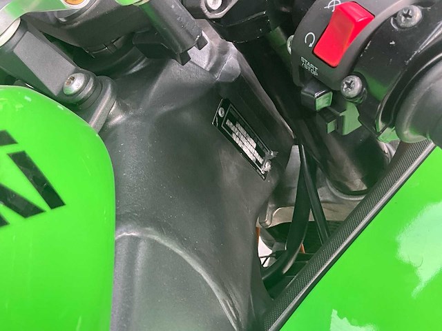 Kawasaki ninjazx-10r - afbeelding 27 van  38