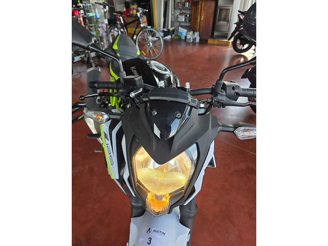 Kawasaki z125 onbekend - afbeelding 15 van  17