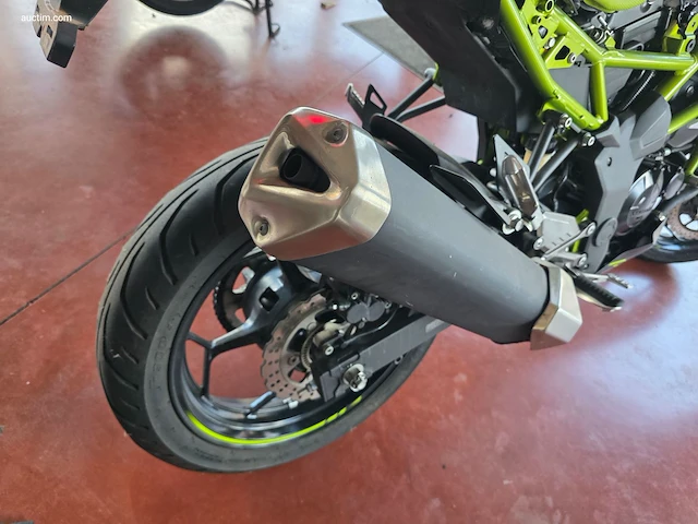 Kawasaki z125 onbekend - afbeelding 17 van  17