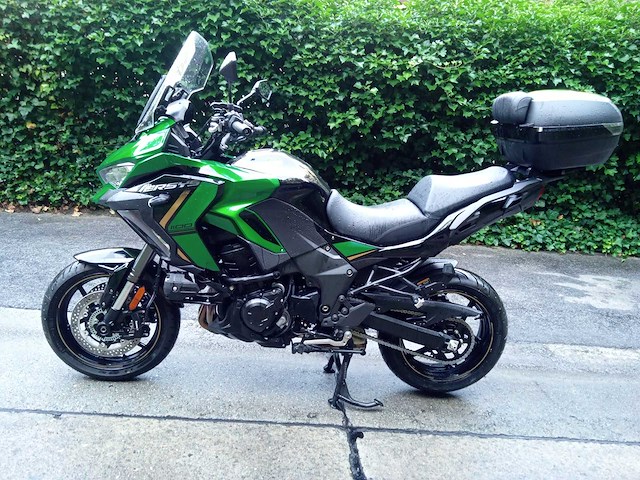 Kawaski - versys 1100 se - motorfiets - afbeelding 1 van  15