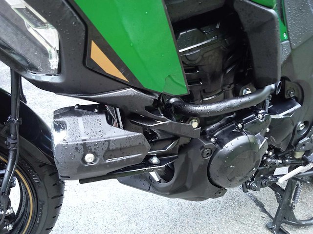 Kawaski - versys 1100 se - motorfiets - afbeelding 11 van  15