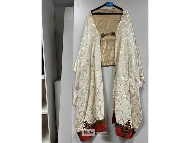 Kazuifel beige met rood - afbeelding 2 van  2