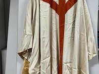 Kazuifel beige met rood - afbeelding 2 van  2