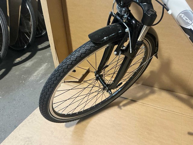 Kcp wild catt 26" white glossy damesfiets ongebruikt (2x) - afbeelding 3 van  8